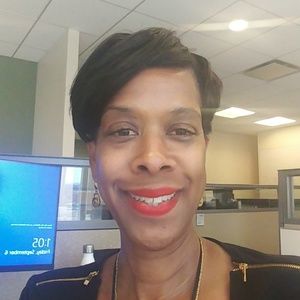 Meet your Posher, Robin